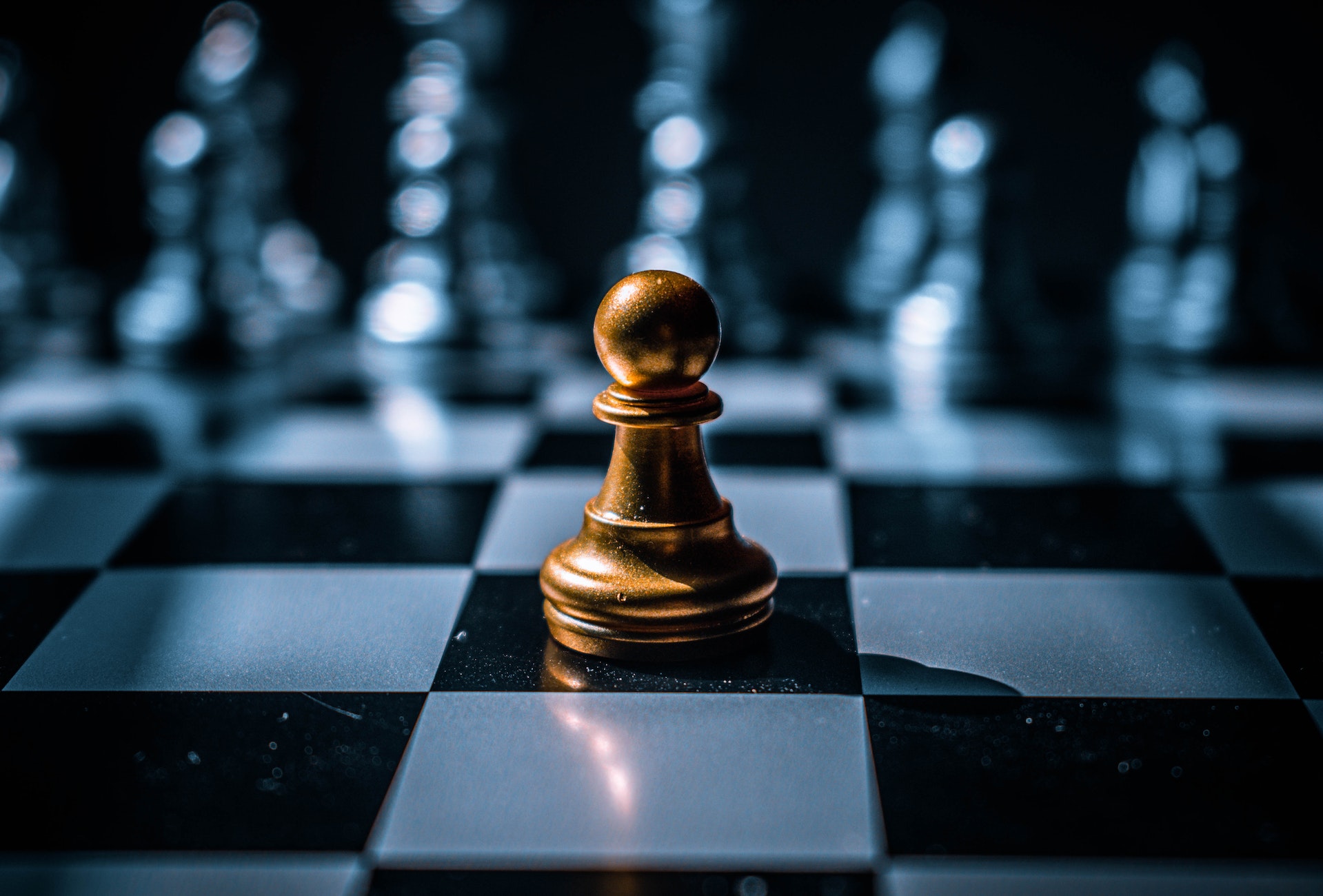 Decyzja szachowa - czy publikować widełki wynagrodzeń w ogłoszeniach